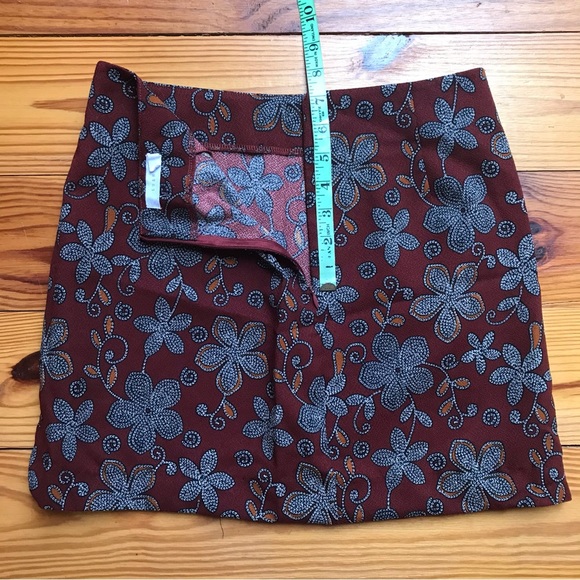 Lush Brick Red Floral Mini Skirt, EUC, M - Picture 10 of 10
